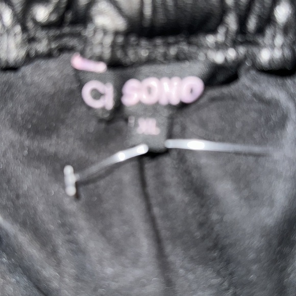 CI Sono Pleather shorts NWT - Picture 4 of 5